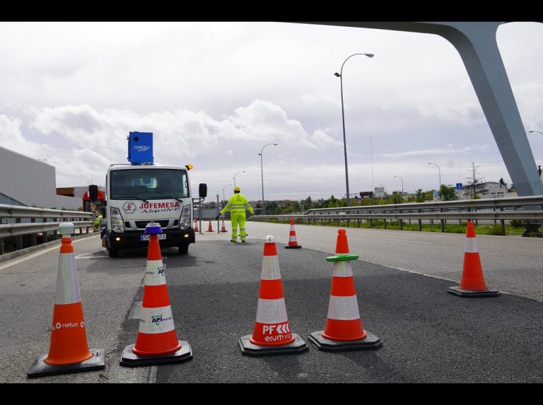 seven out of ten drivers speed through road works