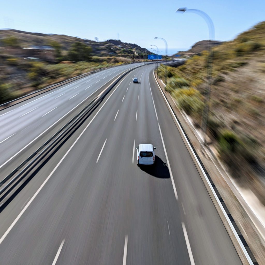 How to drive on a motorway in Spain